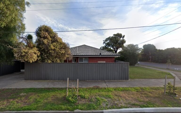Jim’s Dog Wash Semaphore - listing photo