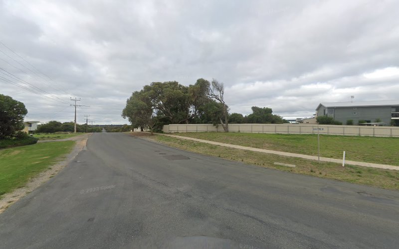 Dusty Dogs Boutique - Dog groomer in Goolwa Beach