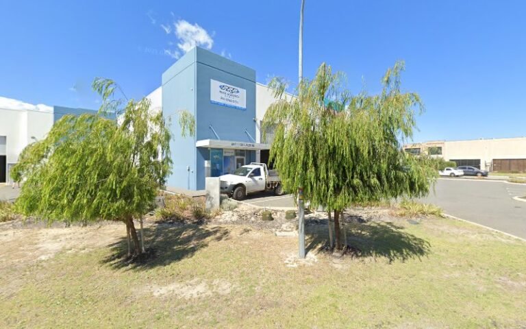 The Dog Grooming Store