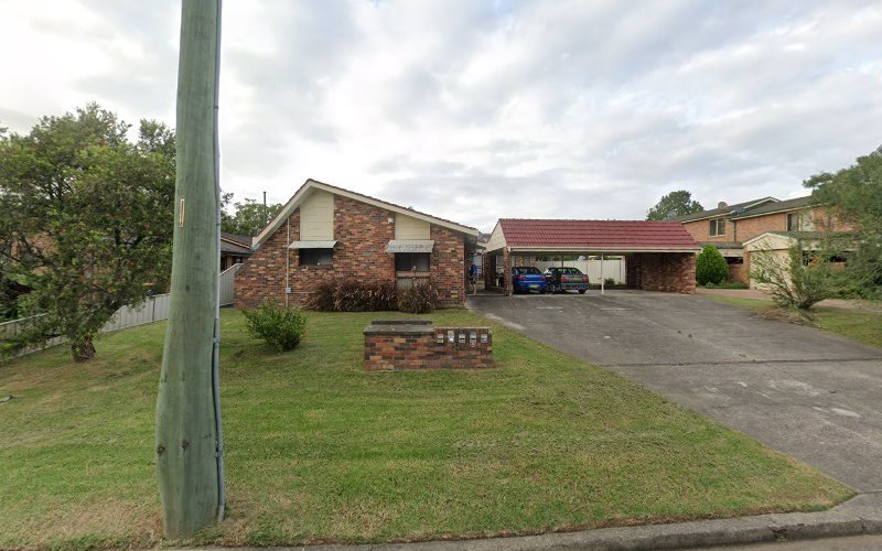 Louis’ Pawsome Boutique - Dog groomer in Nowra